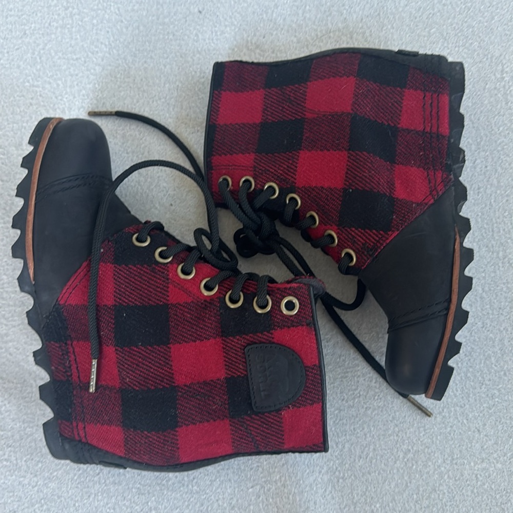 Sorel Red and Black Ankle Boots